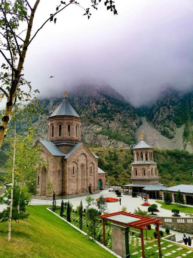 Crystal Kazbegi Hotel Exterior photo