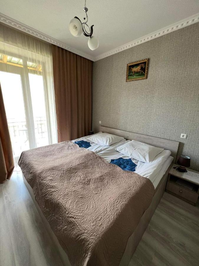 Crystal Kazbegi Hotel Exterior photo